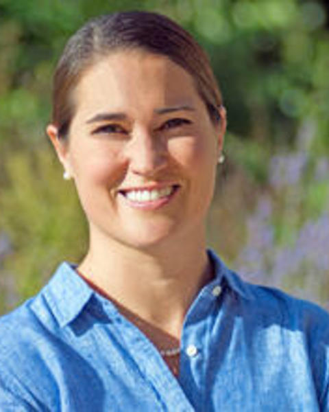 andrews_headshot_cropped_-_margaret_andrews.jpg